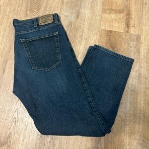 Signature by Levi Strauss Men's Deep Indigo Relaxed Jeans